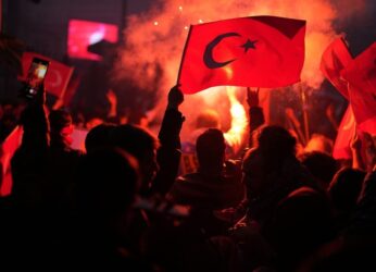 Εκλογές στην Τουρκία: Τα τελικά αποτελέσματα και η πρόκληση μέσα στην Αγιά – Σοφιά από οπαδούς του Ερντογάν