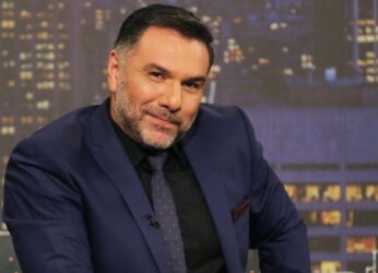 Γρηγόρης Αρναούτογλου: «Κοντεύω να τρελαθώ»- Νοσεί ξανά με κορονοϊό