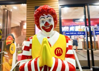 Σάλος με τα McDonald’s: Εργαζόμενοι καταγγέλλουν ρατσισμό, σεξουαλική παρενόχληση και άλλα πολλά από διευθυντές!