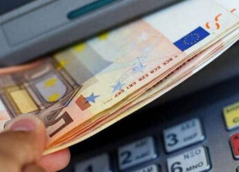 Σοκ: Τέλος τα μετρητά! Με ολική απόσυρση του χρήματος θα καταπολεμήσει τη φοροδιαφυγή η κυβέρνηση;