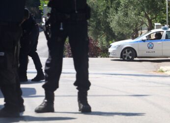 Κινηματογραφική διάρρηξη στον Ασπρόπυργο με πυροβολισμούς κατά αστυνομικών!