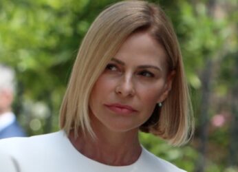 Ξέσπασε η Τζένη Μπαλατσινού: «Βασανίζεται όλη η οικογένεια…»