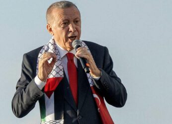 Ερντογάν: Tραγουδά με νόημα… μια διασκευή του, «όλα σε θυμίζουν»! (βίντεο)