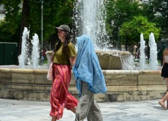 Σοκ: «Άγγιξαν» τους 49 °C τα θερμόμετρα στο κέντρο της Κηφισιάς!