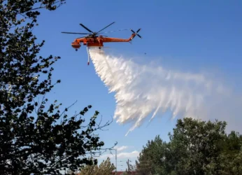 Συναγερμός: Φωτιά στη Νέα Μάκρη
