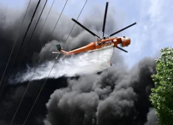 Συναγερμός: Μεγάλη δασική φωτιά στη Βάρης – Κορωπίου