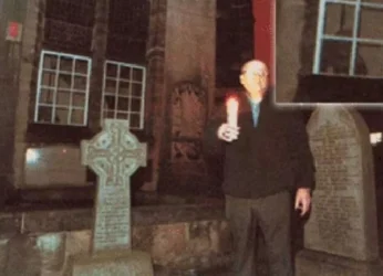 Εξορκισμός: Η στιγμή που πεθαίνει ο εξορκιστής (φωτο)