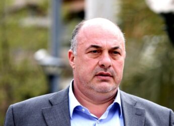 Έξαλλος ο Μπέος: «Είναι πολύ μ…κες»
