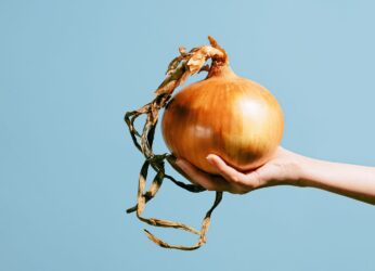 Πως μπορείς με ένα κρεμμύδι να προβλέπεις τον καιρό;