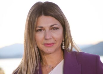 Σοφία Ζαχαράκη: Ποιός είναι ο γοητευτικός σύντροφος της υπουργού;