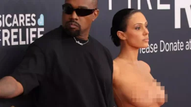 Η Μπιάνκα Σένσορι με αποκαλυπτικό σύνολο δίπλα στον Κάνιε Γουέστ