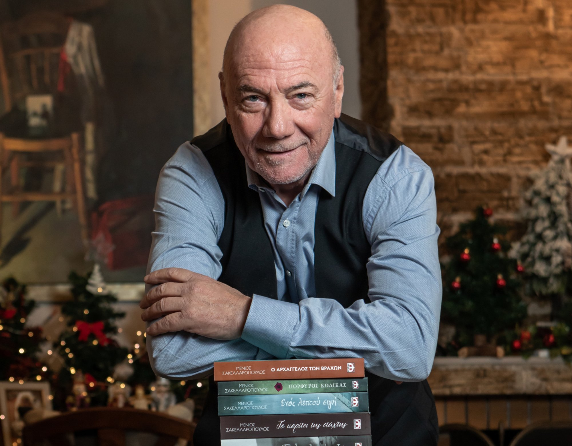 Ρομπέρτο Κάρλος σώζει τον Μένιο Σακελλαρόπουλο στα αποδυτήρια της Ρεάλ Μαδρίτης