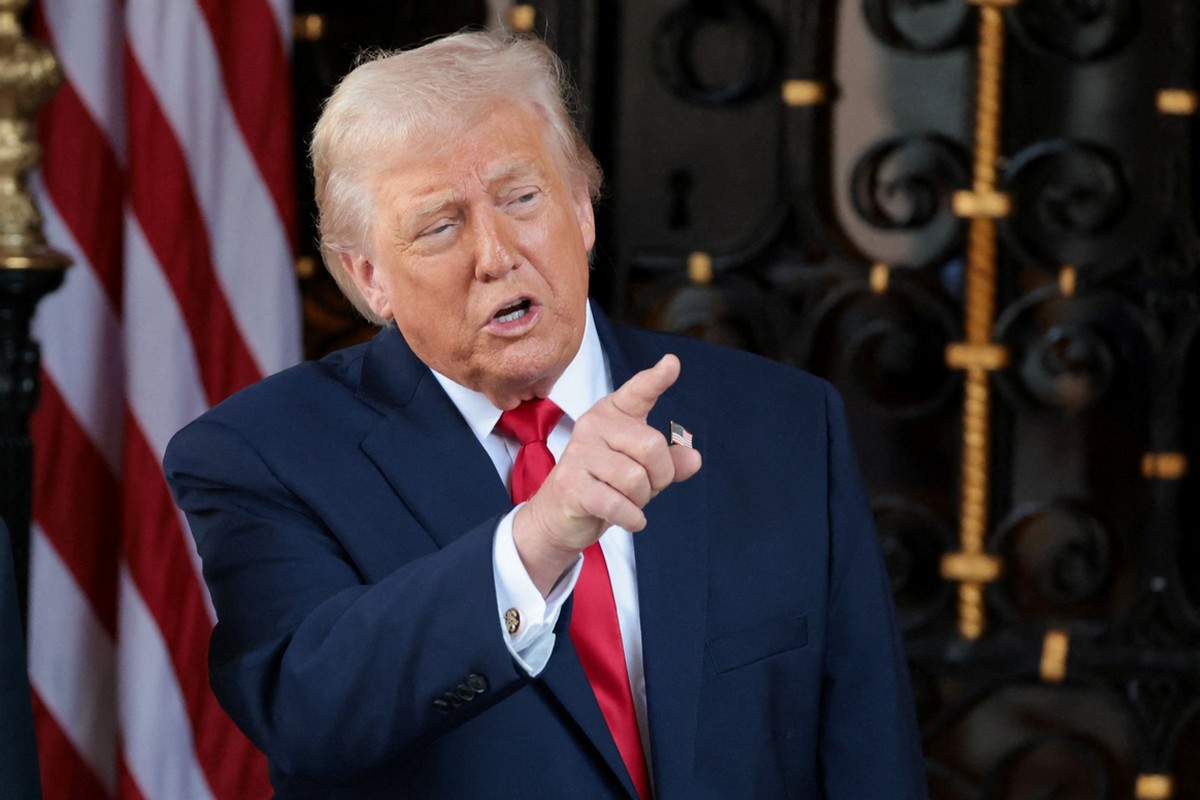 Ο πρόεδρος των ΗΠΑ Ντόναλντ Τραμπ κάνει δηλώσεις για τη στρατιωτική επιχείρηση των ΗΠΑ στη Βενεζουέλα