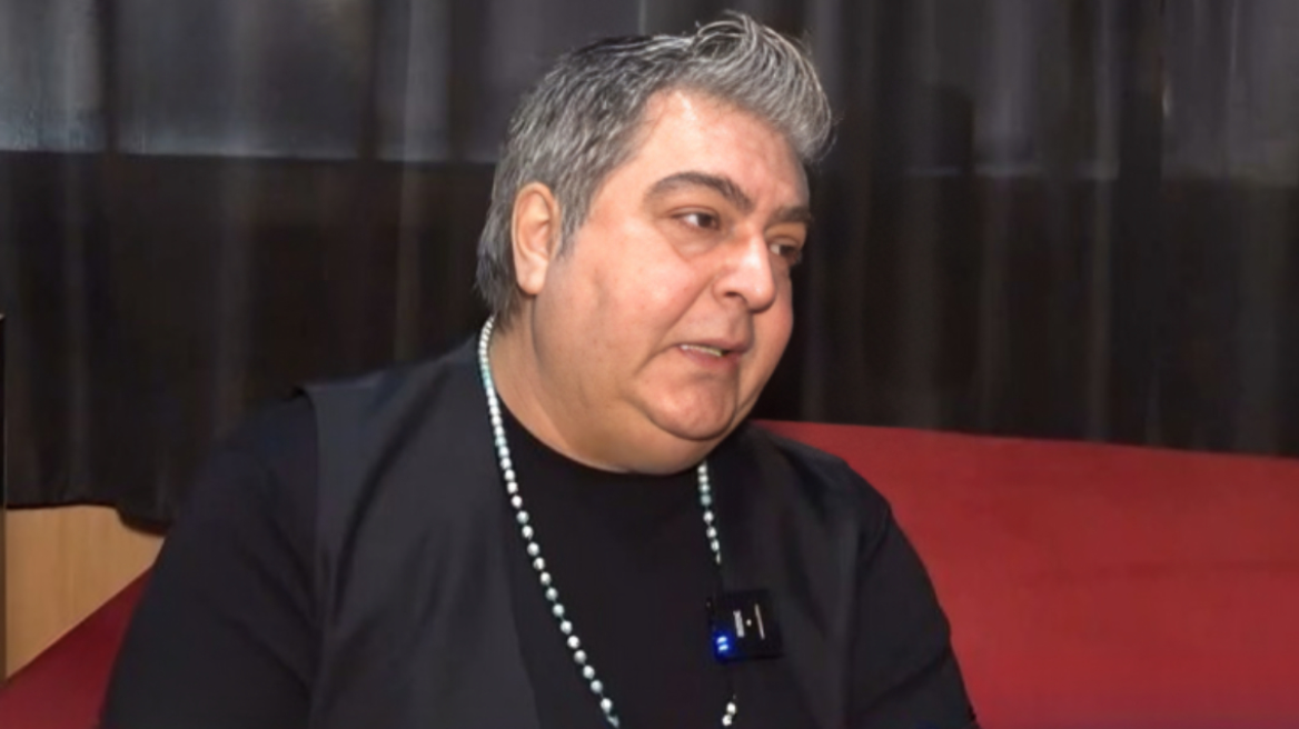 Ο τραγουδιστής Σώτης Βολάνης σε πρόσφατη τηλεοπτική του εμφάνιση να μιλά για την καριέρα του