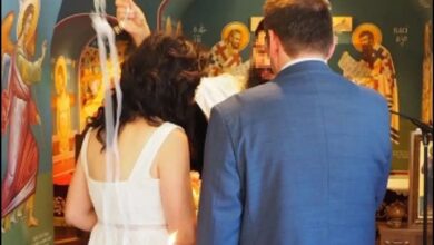 Ιερέας διακόπτει γάμο σε εκκλησία λόγω ενδυμασίας κουμπάρας στην Παιανία