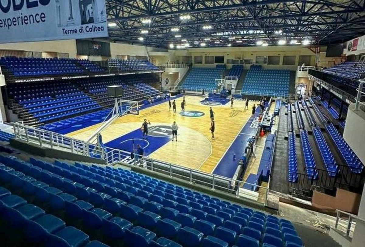 Ο Αμερικανός μπασκετμπολίστας του Κολοσσού Ρόδου σε δράση στο γήπεδο