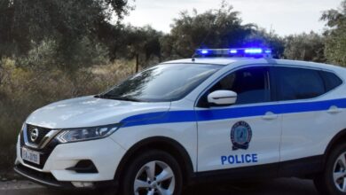 Περιπολικό της ΕΛ.ΑΣ. σε περιπολία στο Αίγιο