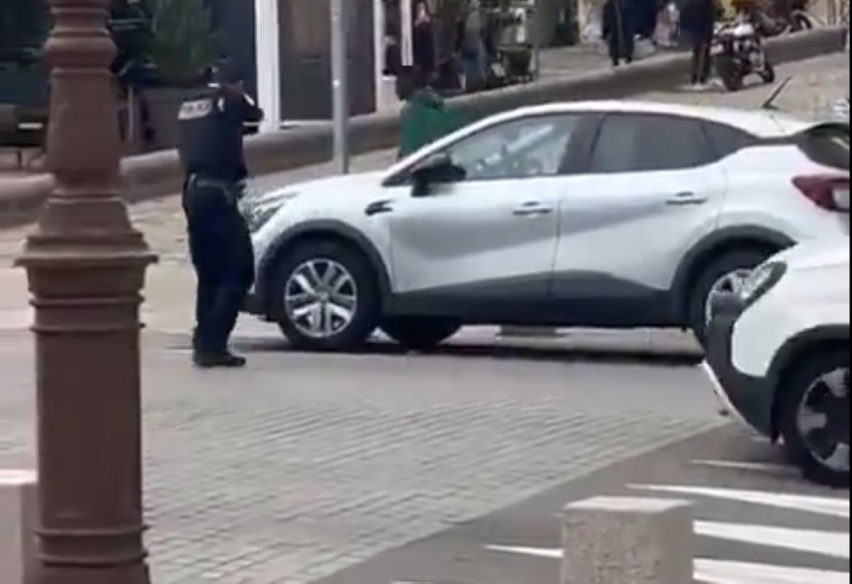 Αστυνομικός πυροβολεί 26χρονο με μαχαίρι στην Κορσική