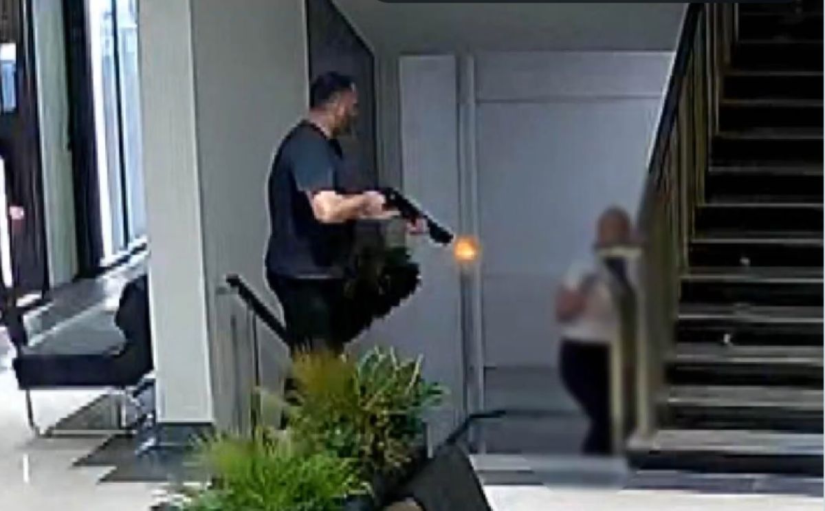 Στιγμιότυπο από το βίντεο της επίθεσης του 44χρονου μέσα στο νοσοκομείο της Τουρκίας