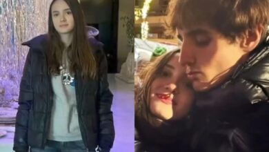 Η Αλίκη Καλλέργη σε παιδική ηλικία με τον αδελφό της