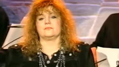 Η αείμνηστη τραγουδίστρια Βάσω Μεσσηνέζη σε καλλιτεχνικό πορτρέτο