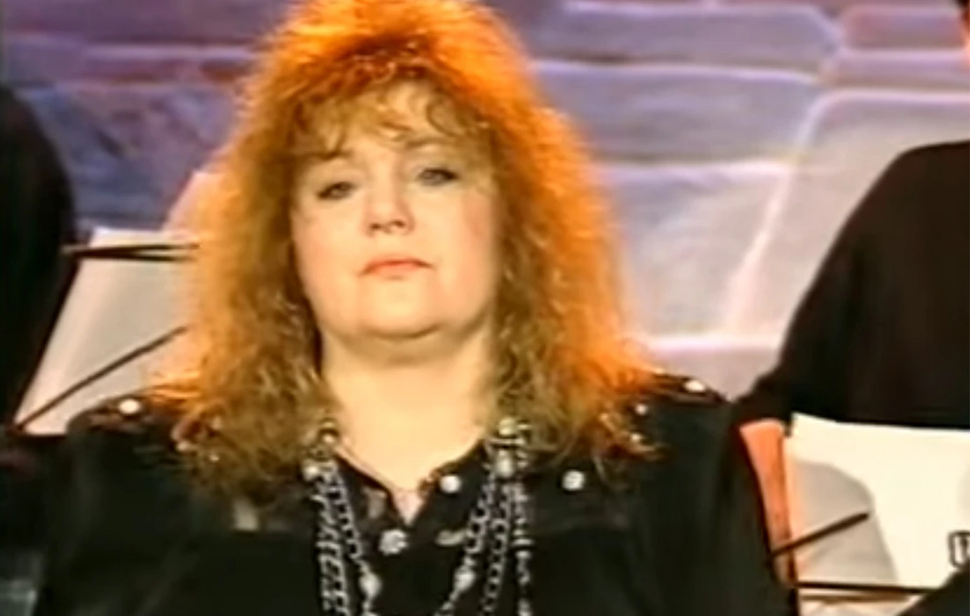 Η αείμνηστη τραγουδίστρια Βάσω Μεσσηνέζη σε καλλιτεχνικό πορτρέτο