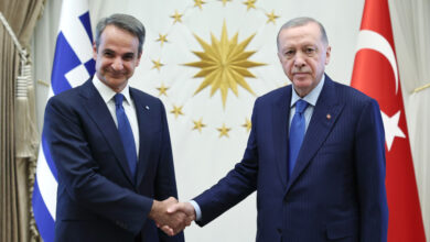 Ο Έλληνας Πρωθυπουργός Κυριάκος Μητσοτάκης και ο Τούρκος Πρόεδρος Ταγίπ Ερντογάν σε προηγούμενη συνάντησή τους