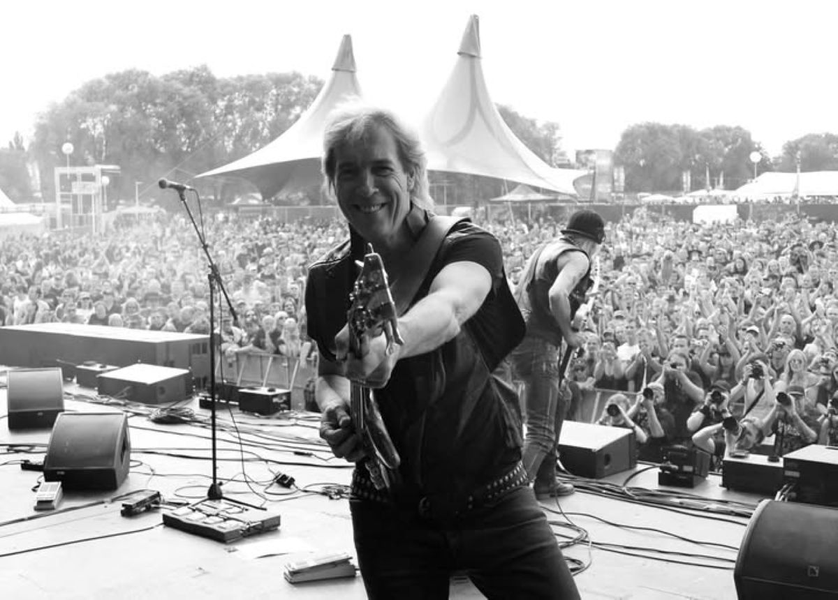 Φράνσις Μπούχολζ, θρυλικός μπασίστας των Scorpions