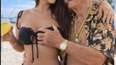 Πολυτελές γιοτ στη θάλασσα που χρησιμοποιήθηκε από τον 90χρονο για την απάτη του προς μοντέλα του Instagram