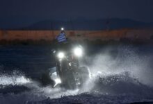 Σκάφος του Λιμενικού στη Χίο κατά τη διάρκεια επιχείρησης διάσωσης μετά από καταδίωξη