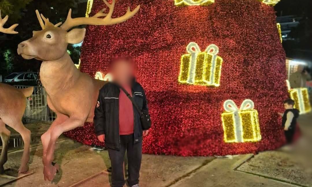 Η φωτογραφία του 64χρονου δράστη από τις κάμερες ασφαλείας κατά την είσοδό του στο σπίτι στην Κυψέλη