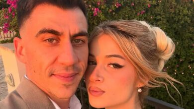 Ο Φειδίας Παναγιώτου και η Στυλιάνα Αβερκίου σε τρυφερή στιγμή