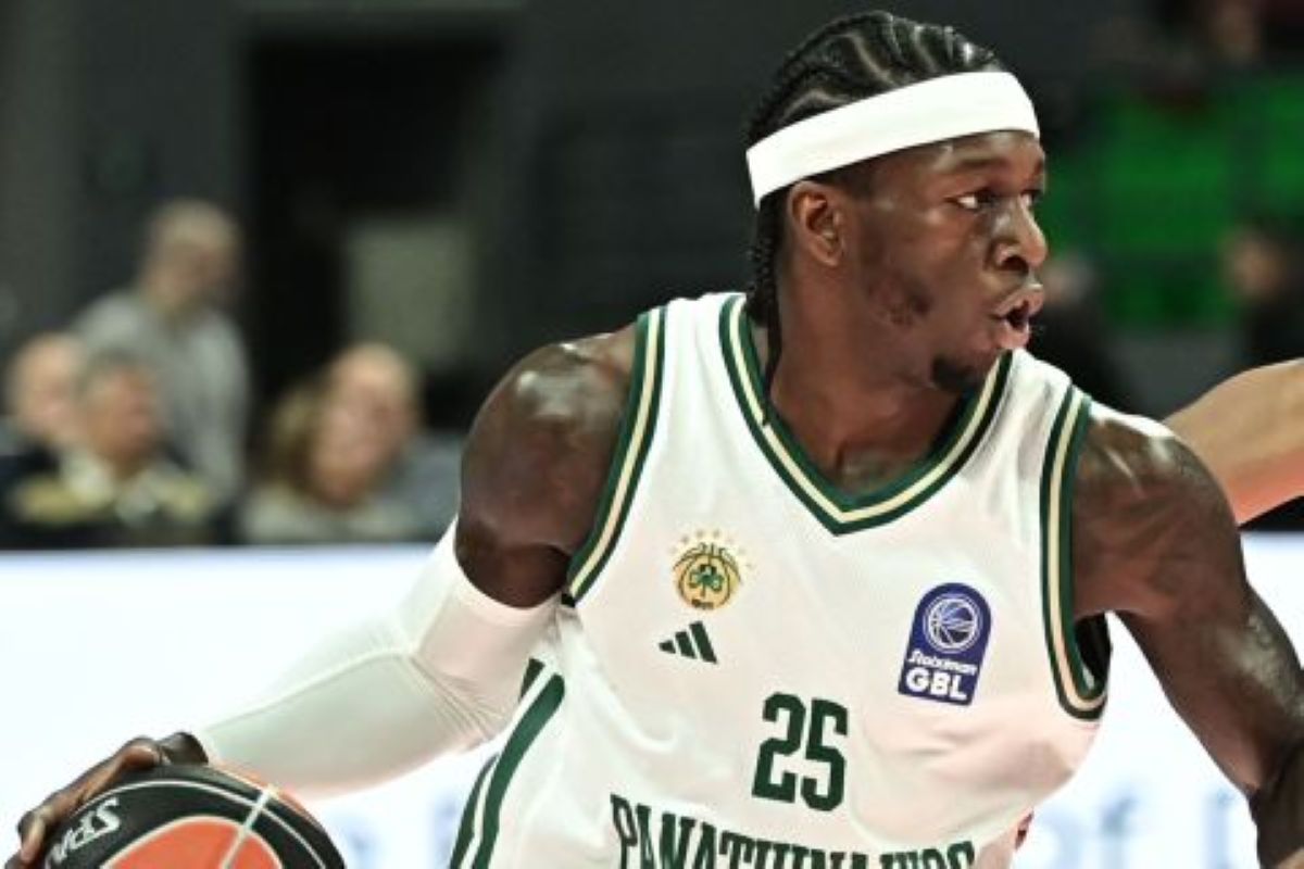 Ο Κέντρικ Ναν με τη φανέλα του Παναθηναϊκού σε δράση στην EuroLeague