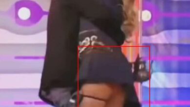 Στιγμιότυπο από πλατό τηλεοπτικής εκπομπής όπου οι παρουσιαστές έχουν μείνει άφωνοι μετά από απρόοπτο ατύχημα