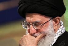 Καπνοί πάνω από την Τεχεράνη μετά από ισραηλινή επίθεση στο προεδρικό συγκρότημα του Ιράν