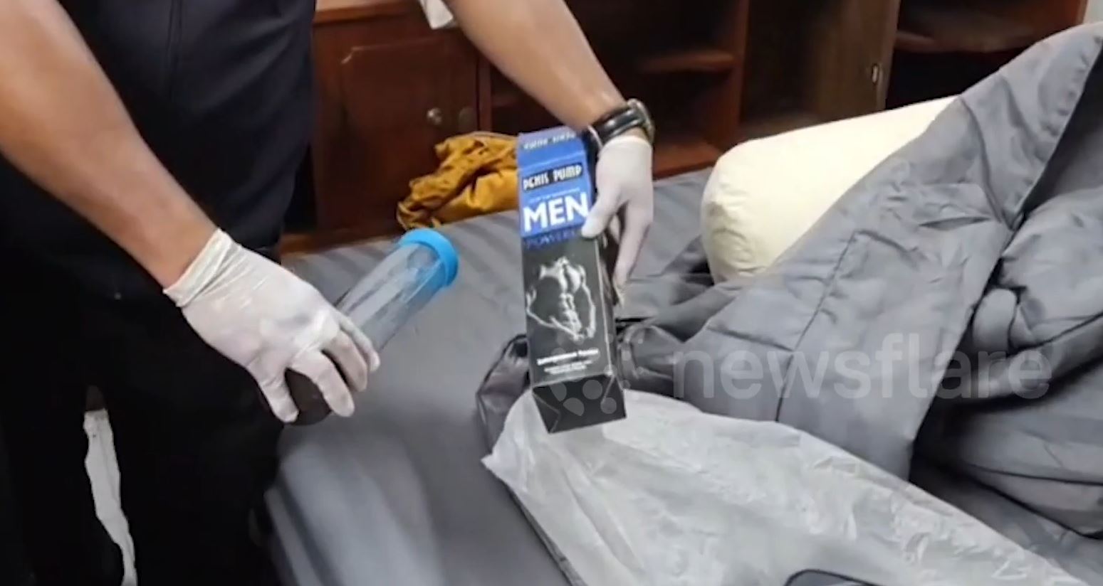 Αστυνομική έφοδος σε βουδιστικό ναό στην Ταϊλάνδη όπου βρέθηκαν ναρκωτικά και πορνογραφικό υλικό