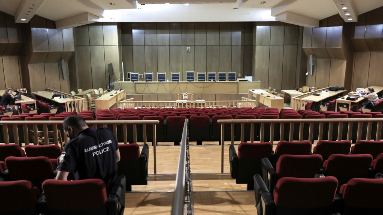 Το δικαστικό μέγαρο της Ρόδου σε κλίμα πένθους