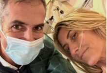 Η Σία Κοσιώνη και ο Κώστας Μπακογιάννης σε κοινή τους εμφάνιση