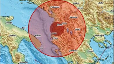 Χάρτης με το επίκεντρο του σεισμού στην κεντρική Αλβανία κοντά στο Ελμπασάν