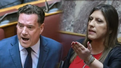 Η Ζωή Κωνσταντοπούλου και ο Άδωνις Γεωργιάδης σε έντονη αντιπαράθεση στη Βουλή για το περιστατικό στο ΑΤ Εξαρχείων