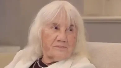 Η συγγραφέας Ιωάννα Καρατζαφέρη που έφυγε από τη ζωή πλήρης ημερών