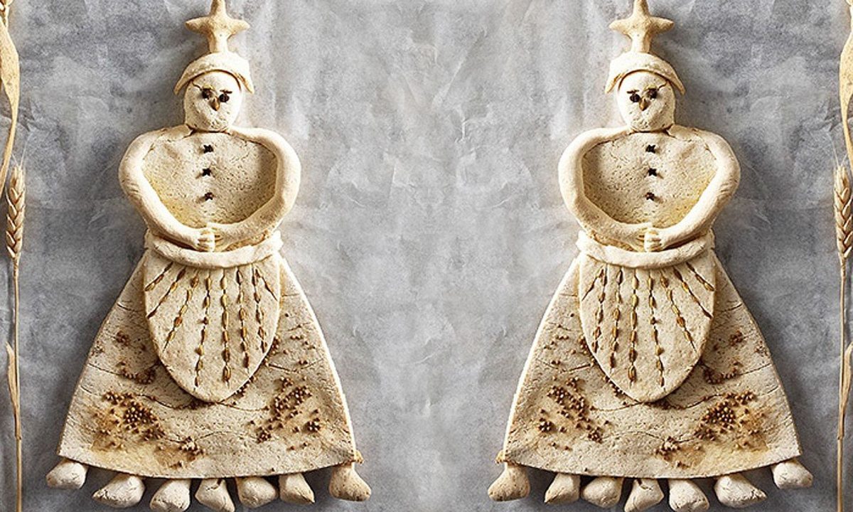 Η Κυρά Σαρακοστή φτιαγμένη από ζυμάρι με επτά πόδια, ένα έθιμο που μετρά τις εβδομάδες της νηστείας