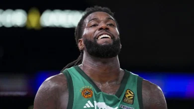 Ο Ματίας Λεσόρ με τη φανέλα του Παναθηναϊκού AKTOR πανηγυρίζει στο ΟΑΚΑ