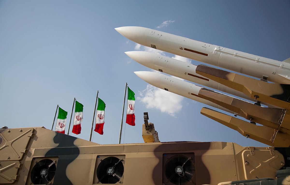 Εκτόξευση βαλλιστικού πυραύλου από το Ιράν και χάρτης της Ανατολικής Μεσογείου