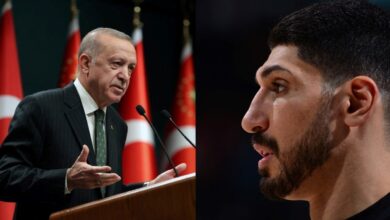 Ο Ενές Καντέρ στην παρουσίαση του βιβλίου του στην Αθήνα μιλώντας για την καταδίωξη από την κυβέρνηση Ερντογάν