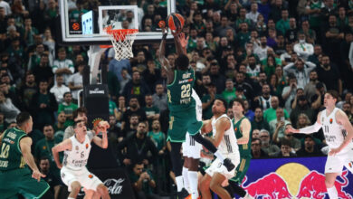 Ο Τζέριαν Γκραντ πανηγυρίζει το νικητήριο καλάθι του Παναθηναϊκού κόντρα στη Ρεάλ Μαδρίτης