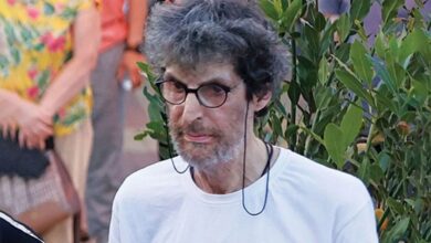 Ο Γιώργος Θεοδωράκης, γιος του Μίκη Θεοδωράκη, σε μια πρόσφατη φωτογραφία του