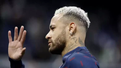 Ο Νεϊμάρ με απογοητευμένο ύφος στο γήπεδο