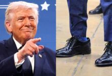 Ο Ντόναλντ Τραμπ και υπουργοί της κυβέρνησης που φορούν δερμάτινα παπούτσια Florsheim