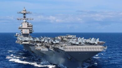 Το αεροπλανοφόρο USS Gerald R. Ford εν πλω προς τη βάση της Σούδας για επισκευές μετά από πυρκαγιά